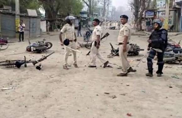 Section 144 imposed after tension, violence in West Bengal's Hooghly | Zee News