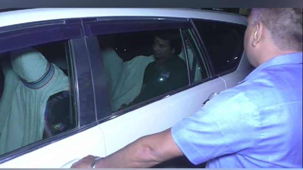 Bihar Minister Tej Pratap&#039;s Luggage Removed From UP Hotel Room; FIR Lodged