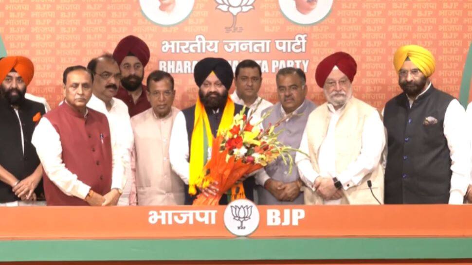 Akali Dal Leader Inder Iqbal Singh Atwal, His Brother Join BJP