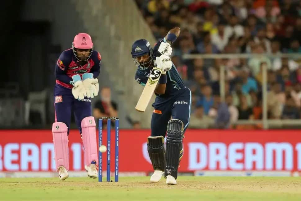 Gujarat Titans captain and all-rounder Hardik Pandya has hit 25 sixes in the final over of an IPL match in his career. Pandya achieved this record with GT and Mumbai Indians. (Photo: BCCI/IPL)