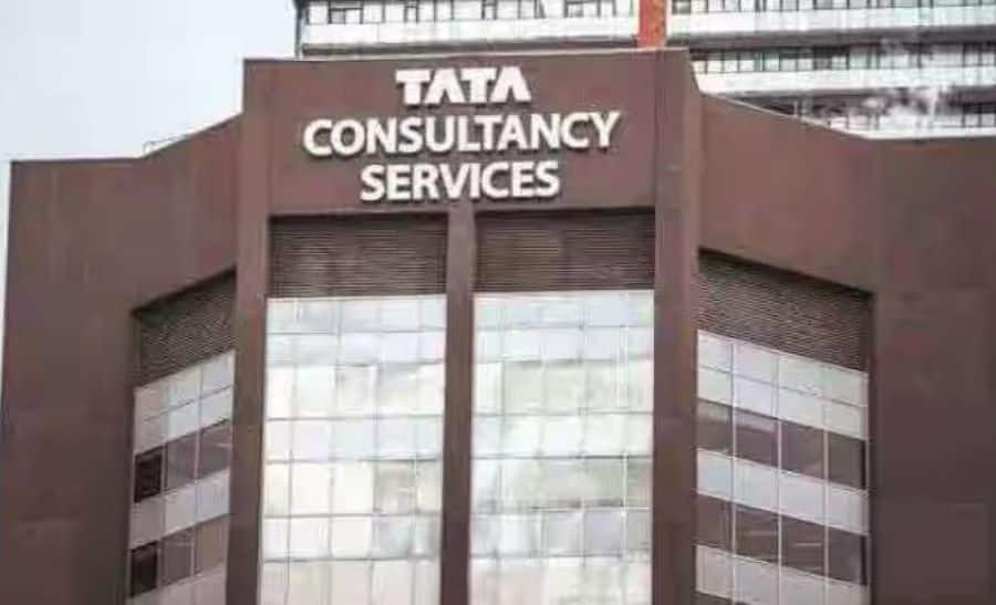 TCS Shares Dip Nearly 2 % After March Quarter Earnings Announcement