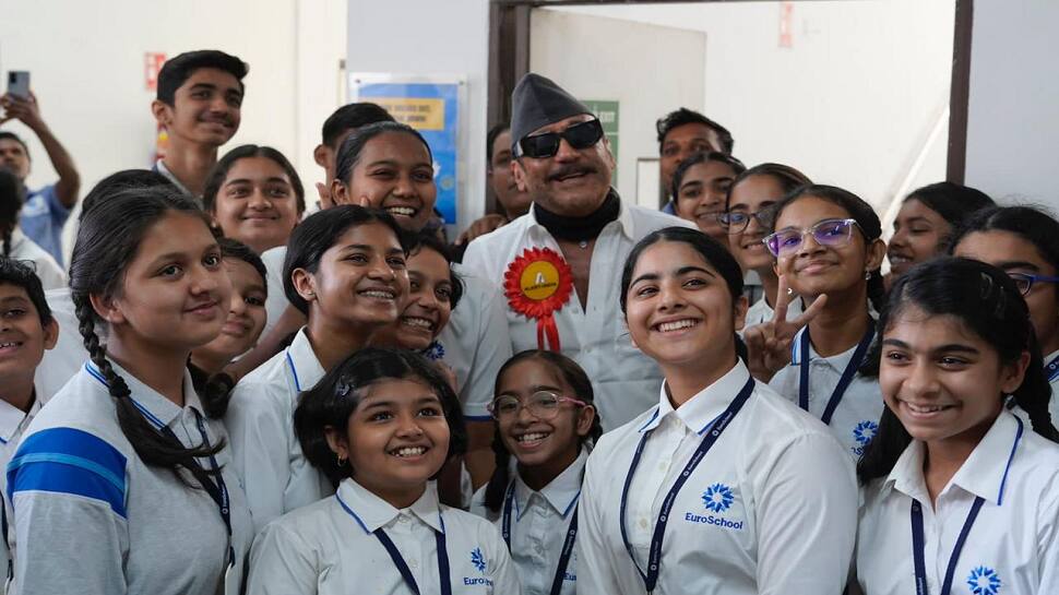 Jackie Shroff Creates Leprosy Awareness Among School Kids, Says &#039;Young Minds Need To Be Sensitised About Social Issues&#039;