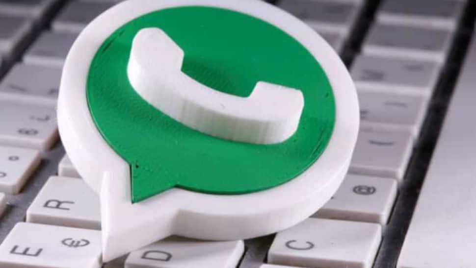 WhatsApp’s New Feature Allows Adding Descriptions To Forwarded Messages