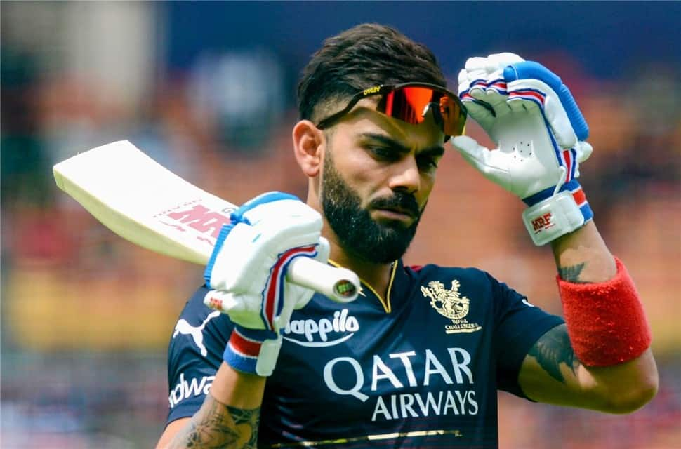 Royal Challengers Bangalore batter Virat Kohli is 21 runs short of scoring 1,000 IPL runs against Chennai Super Kings. Can Kohli achieve this feat at his favourite ground in Bengaluru on Monday night. (Photo: IANS)