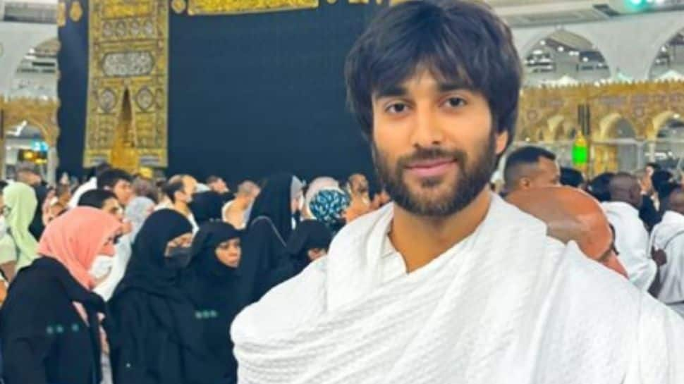 Meezaan Jafri Performs Umrah At Mecca Ahead Of Eid