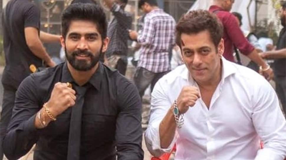 Vijender Singh Opens Up On Working With Salman Khan, Says &#039;Bhai Has Taught Me A Lot&#039;