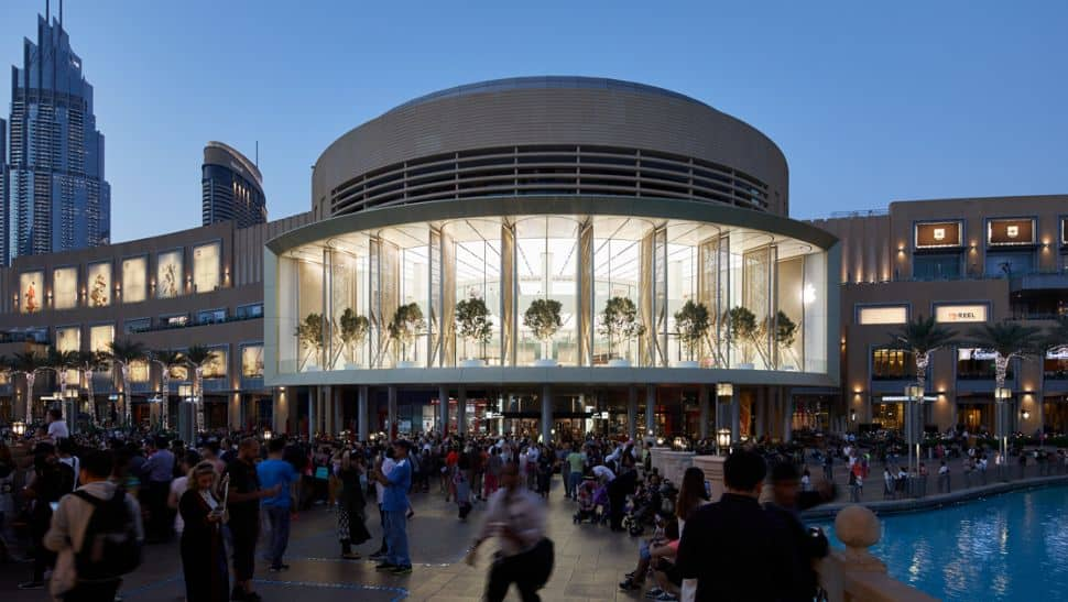 Apple's Dubai Store