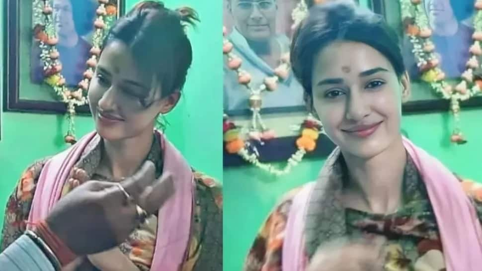 Disha Patani Covers Crop Top With Shawl As She Visits Temple In Varanasi, Netizens Call It A &#039;Miracle&#039;