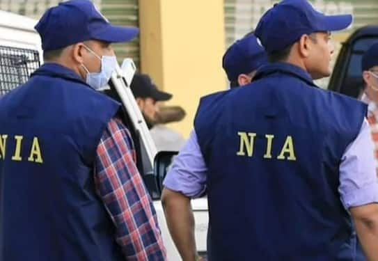 NIA raids on PFI at 17 different locations including UP and Bihar | Zee News