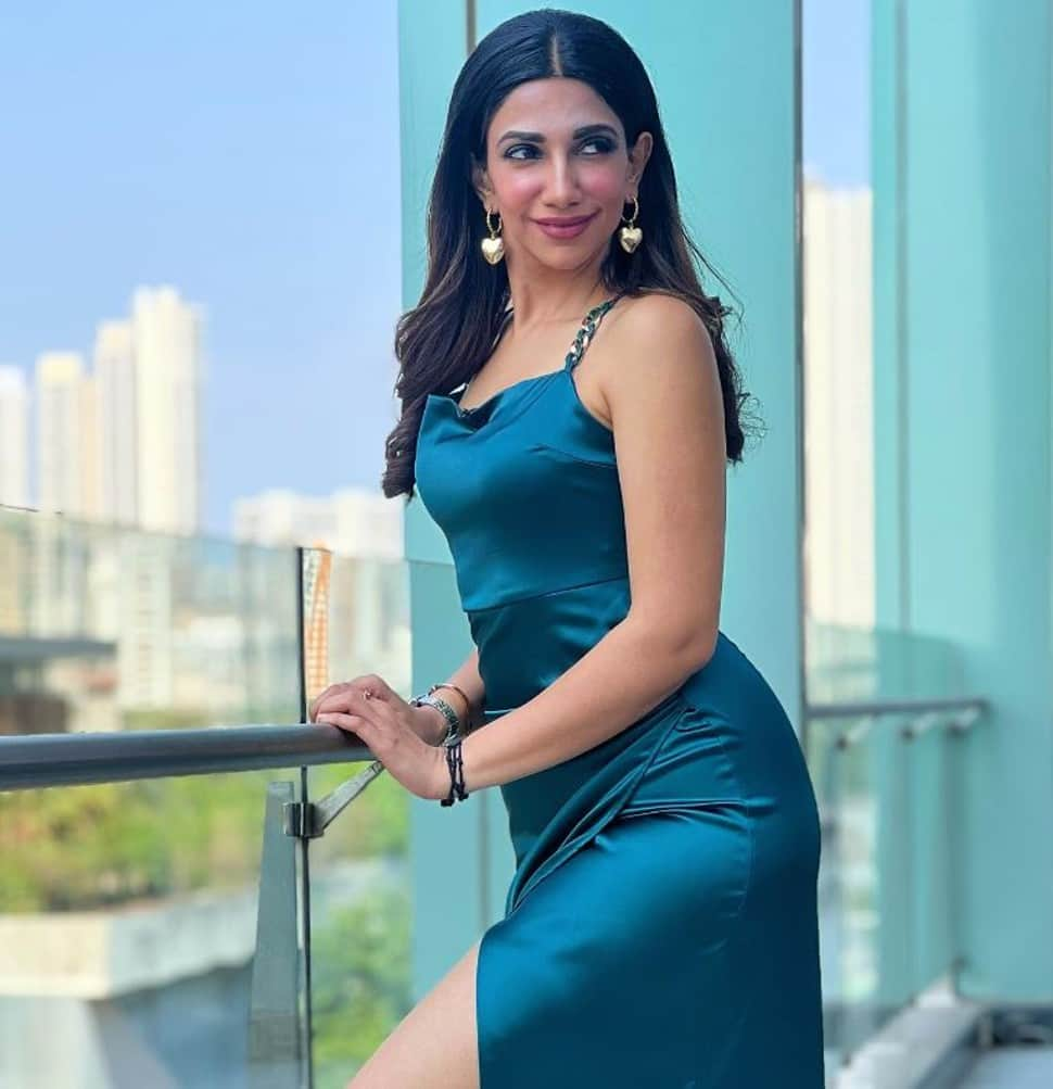 Bhavana Balakrishnan also known as VJ Bhavana is an Indian television anchor, video jockey, cricket commentator, playback singer, and dancer. Bhavna is working with Star Sports Network for IPL 2023. (Source: Instagram)