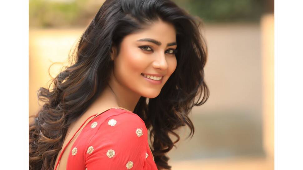 From Dreaming Of Acting To Becoming A Self-Made Talent, Ayra Bansal Has Come A Long Way - Vimarsana News