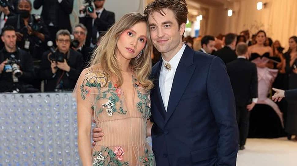 Robert Pattinson And Girlfriend Suki Waterhouse Make Met Gala Couple Debut Share A Kiss On Red