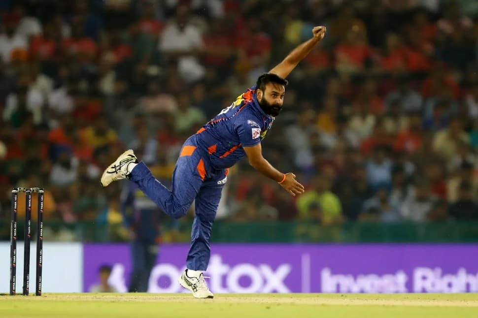 Amit Mishra Lucknow Super Giants leg-spinner Amit Mishra has claimed 172 wickets in 160 IPL games till date. He is 11 wickets short of Dwayne Bravo's mark. (Photo: BCCI/IPL)
