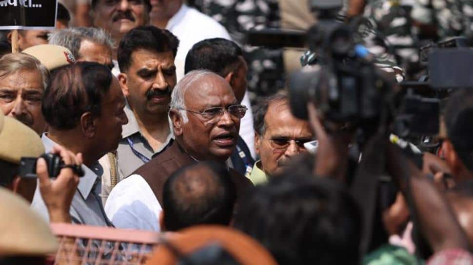 BJP Leader Conspiring To Kill Mallikarjun Kharge And His Family, Claims Congress