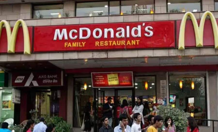 Customer Finds Mouse Dropping in McDonald&#039;s Cheeseburger, Chain Fined Over Rs 5 Crore