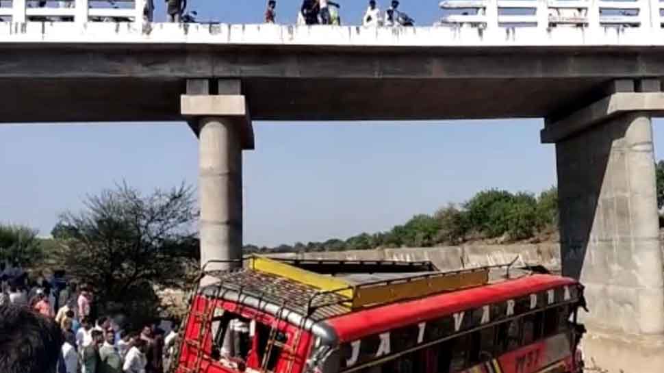 15 Dead, Several Injured After Bus Falls From Bridge In MP’s Khargone, Rescue Ops Underway