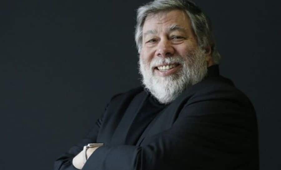 Apple Co-Founder Steve Wozniak Warns of AI&#039;s Potential to Make Scams Harder To Detect