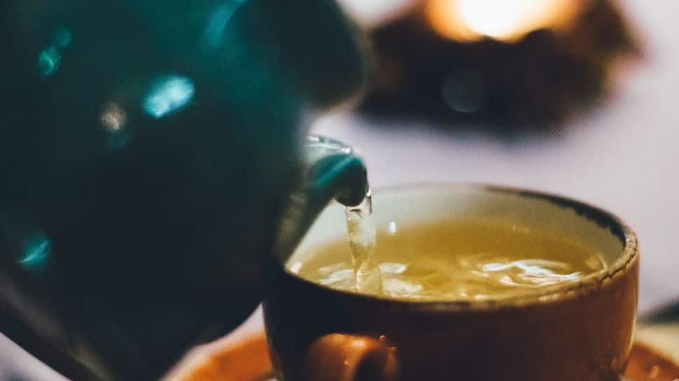 Weight Loss Tips: 8 Amazing Health Benefits Of Green Tea