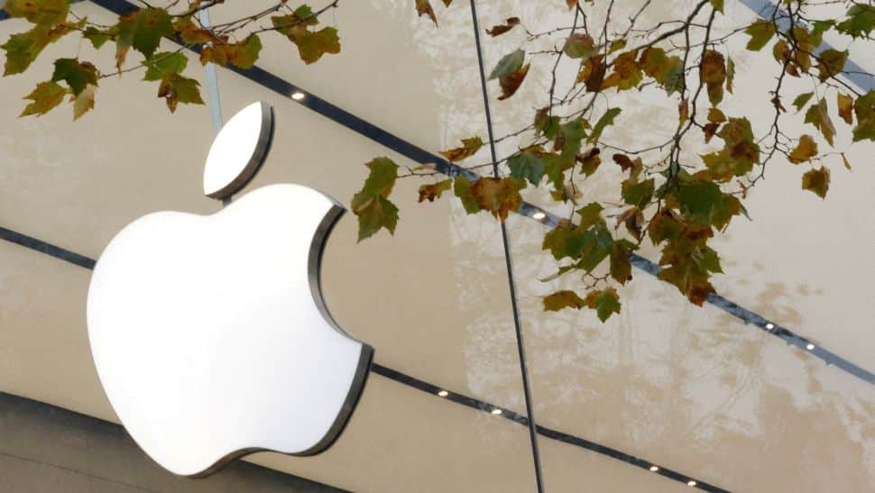 Read more about the article Apple To Open First Online Shop In Vietnam In A Push To Emerging Market