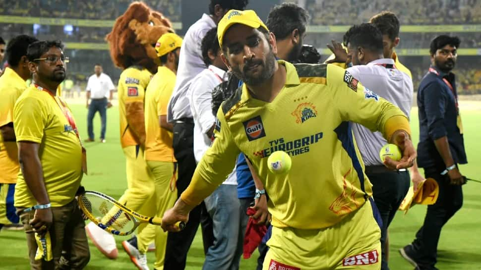 WATCH: MS Dhoni Autographs Sunil Gavaskar’s Shirt During Lap Of Honour After Final IPL 2023 Home Game In Chepauk