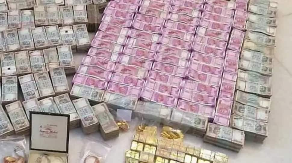 As RBI Withdraws Rs 2,000 Notes, Rs 2.31 Cr Cash Found In Rajasthan Govt Office