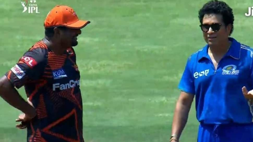 Watch: &#039;36,277 Runs And 1534 Wickets In One Frame&#039; As Tendulkar Meets Muralitharan Before MI vs SRH Clash