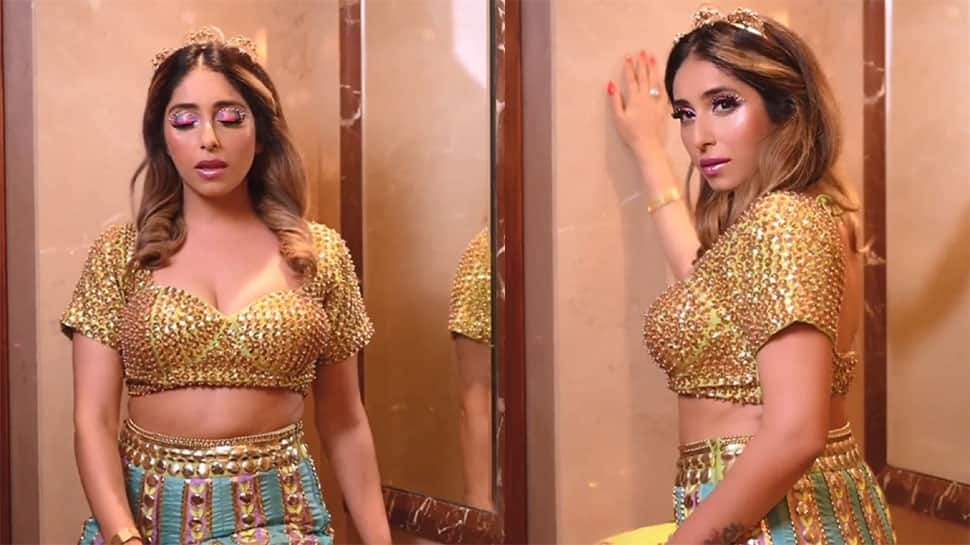 Neha Bhasin Looks Stunning In Heavily-Embellished Top-Skirt, Goes All Glam And Glitter