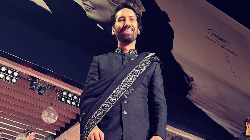 Abhilash Thapliyal Walks The Cannes Red Carpet In Traditional Wear, Gives A Glimpse Of Uttarakhand - Pics Inside