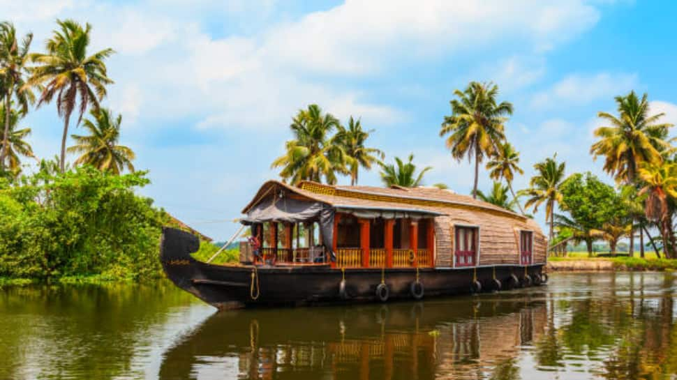 Happy Travels: Your Comprehensive Guide To Kerala-God&#039;s Own Country