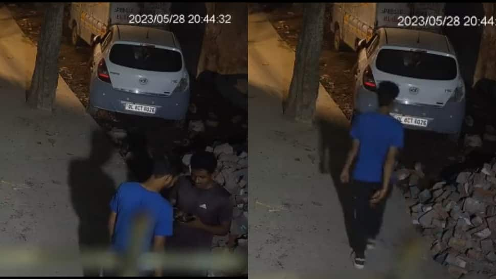  Watch Video: New CCTV Clip Shows Shahbad Dairy Murder Accused Waiting For Girl Before Killing Her