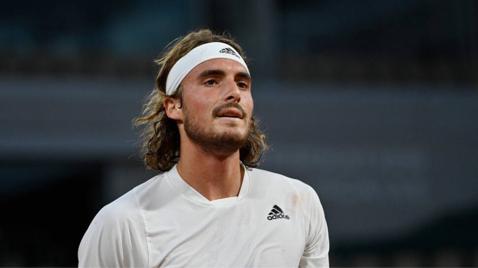 French Open Stefanos Tsitsipas Beats Roberto Carballes Baena To Reach