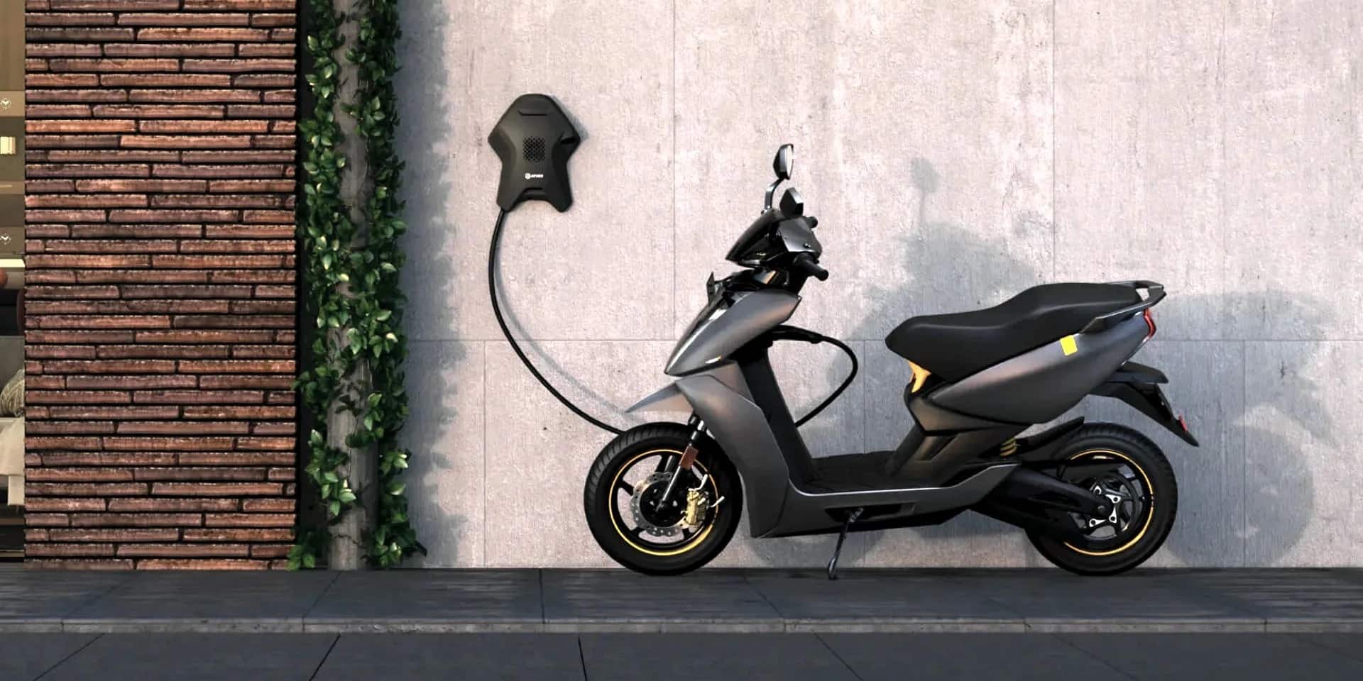 Ather 450S Electric Scooter Launched In India Priced At Rs 1.3 Lakh, Get  115 Km Range | Electric Vehicles News | Zee News