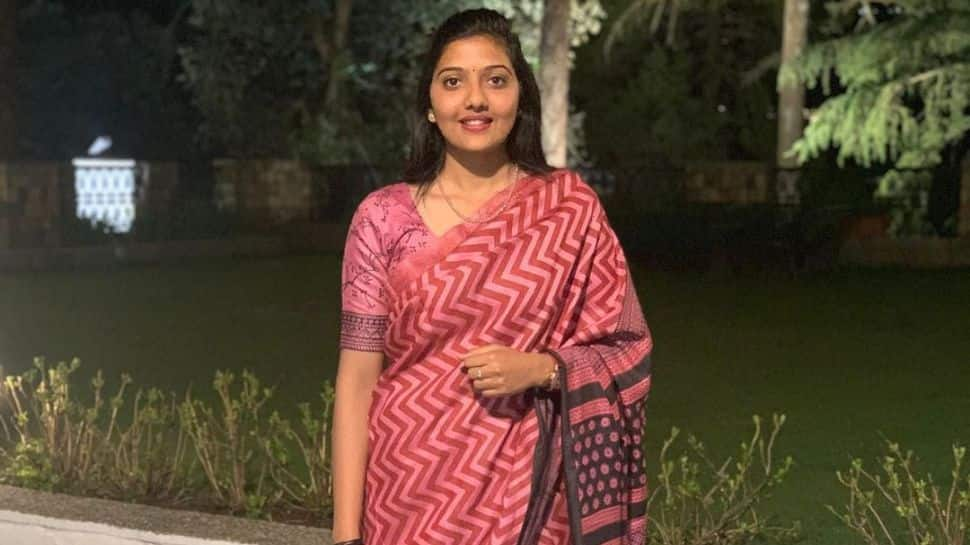 Who Is IAS Officer Srushti Jayant Deshmukh, The Engineer Who Cleared UPSC CSE In Her First Attempt?