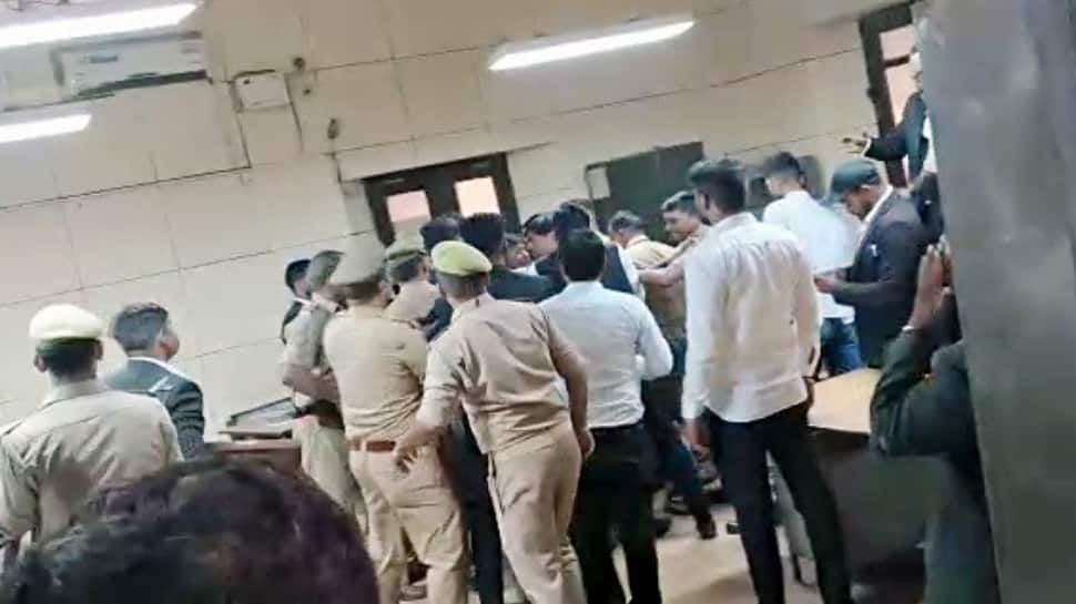 Gangster Sanjeev Jeeva, Mukhtar Ansari&#039;s Close Aide, Shot Dead Inside Lucknow Court