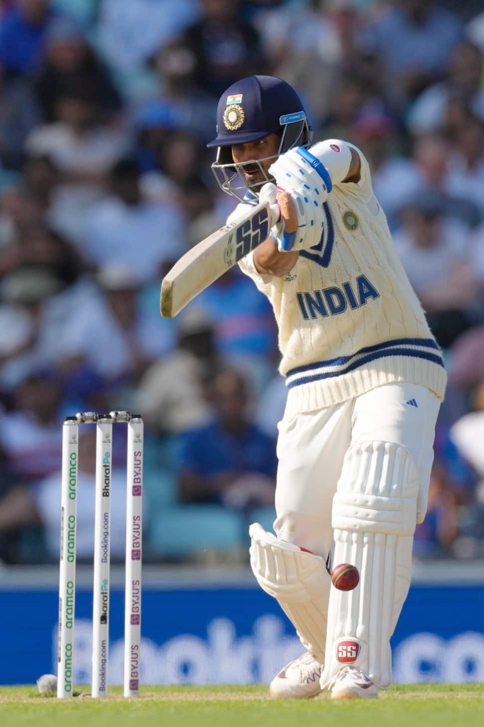 Ajinkya Rahane became the 7th Indian player to claim 100 catches in Test cricket. Rahane achieved this feat with the catch of Pat Cummins off Mohammed Siraj. Rahul Dravid holds the Indian record with over 200 catches in Test cricket. (Photo: AP)