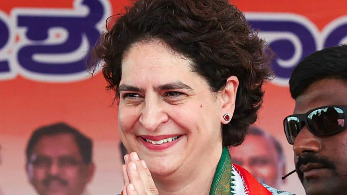 Priyanka Gandhi Mp Speech Priyanka Gandhi Vadras Address In Jabalpur Zee News 