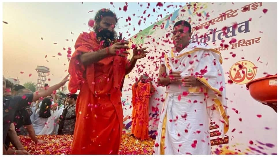 &#039;Billionaire Baba&#039;: Close Friend Of Baba Ramdev, Owns Patanjali, Works 15 Hours A Day Without Salary, Net Worth 29, 680 Crore