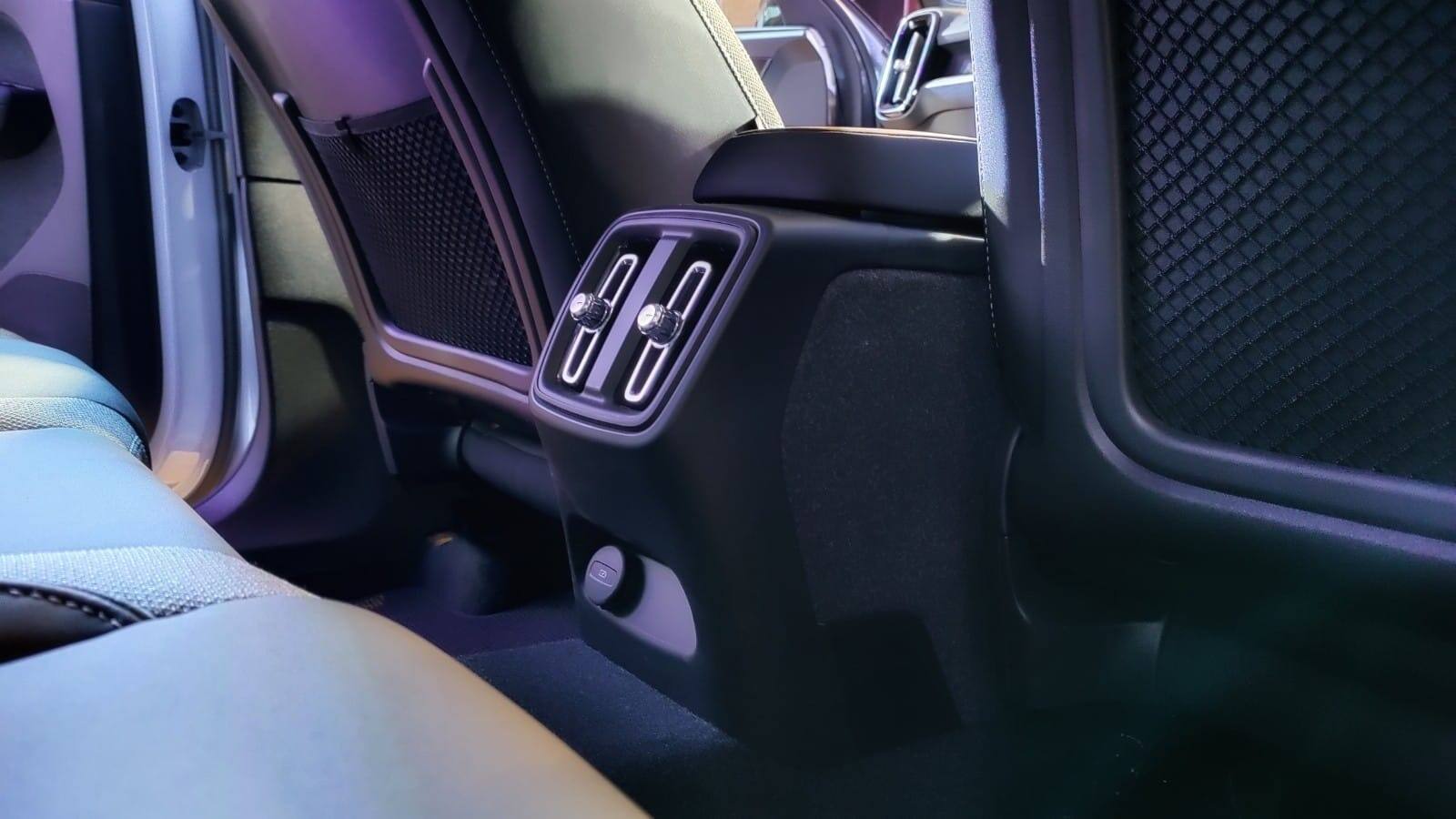 2023 Volvo C40 Recharge Interior