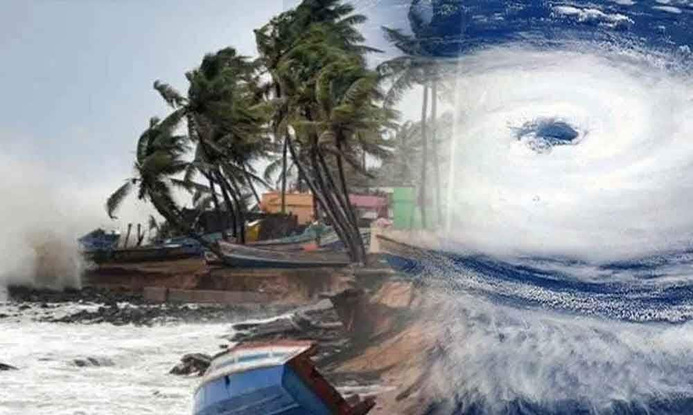 Cyclone 'Biparjoy' to enter Gujarat soon | Zee News