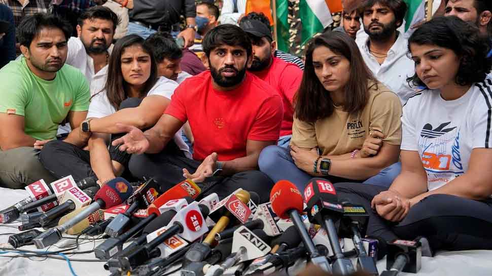 Wrestlers&#039; Protest: Sakshi Malik Claims &#039;Huge Pressure&#039; On Minor&#039;s Family After Chargesheet Filed Against Brij Bhushan Singh