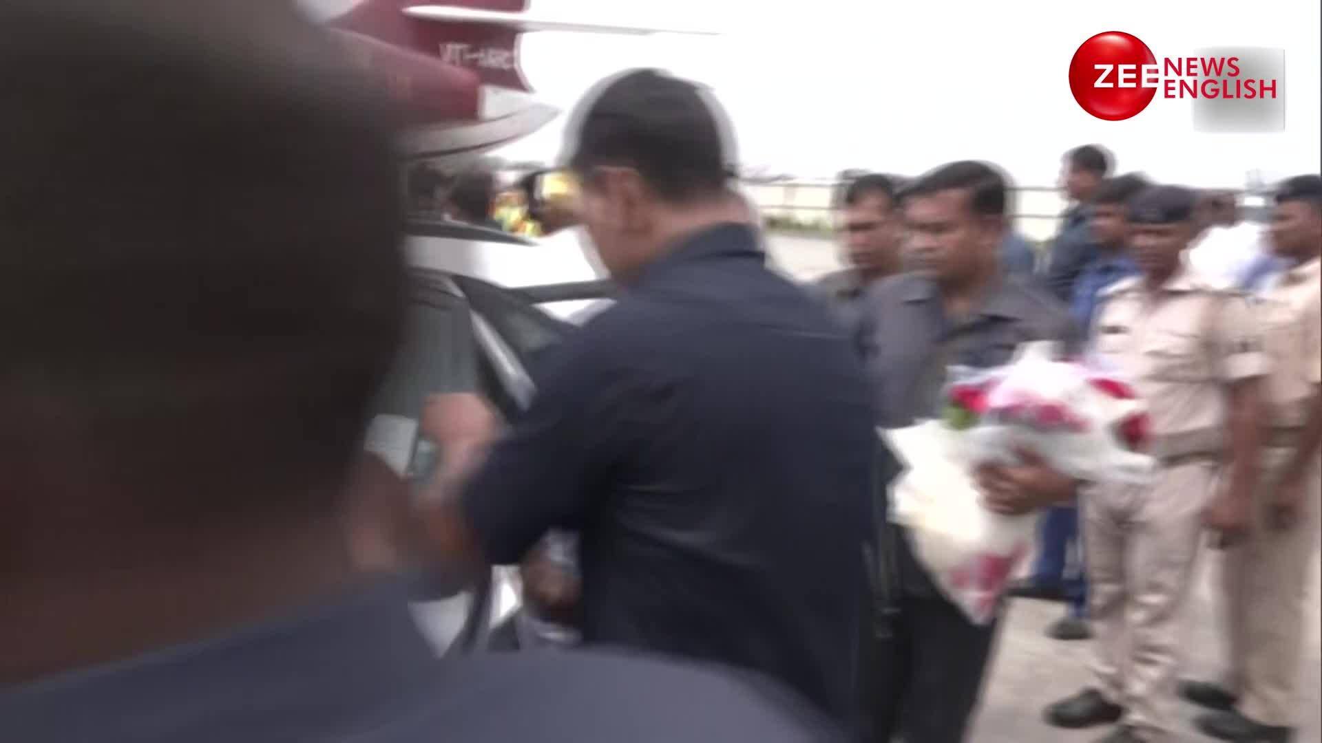 Mallikarjun Kharge Rahul Gandhi Kc Venugopal Arrive In Patna To Attend Opposition Meeting Mallikarjun Kharge Rahul Gandhi Kc Venugopal Arrive In Patna To Attend Opposition Meeting