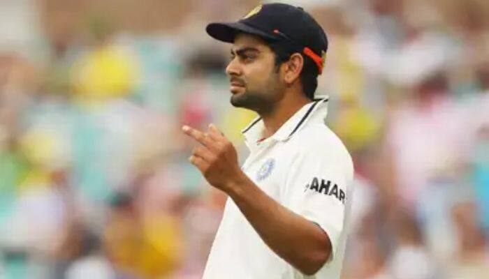 Middle finger gesture by Virat Kohli 