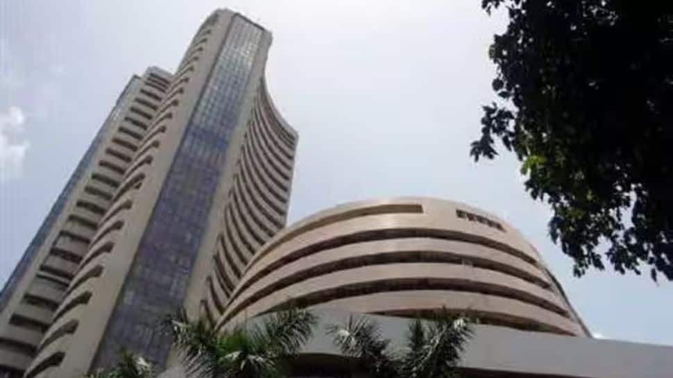 Sensex, Nifty Settle On A Mixed Note In Volatile Trade