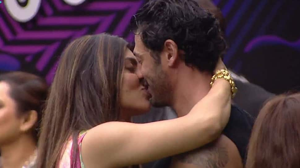 Bigg Boss OTT 2: Akanksha Puri And Jad Hadid&#039;s Passionate 30-Sec Lip Kiss Shocks Contestants, Off-Camera Trolls Have a Field Day