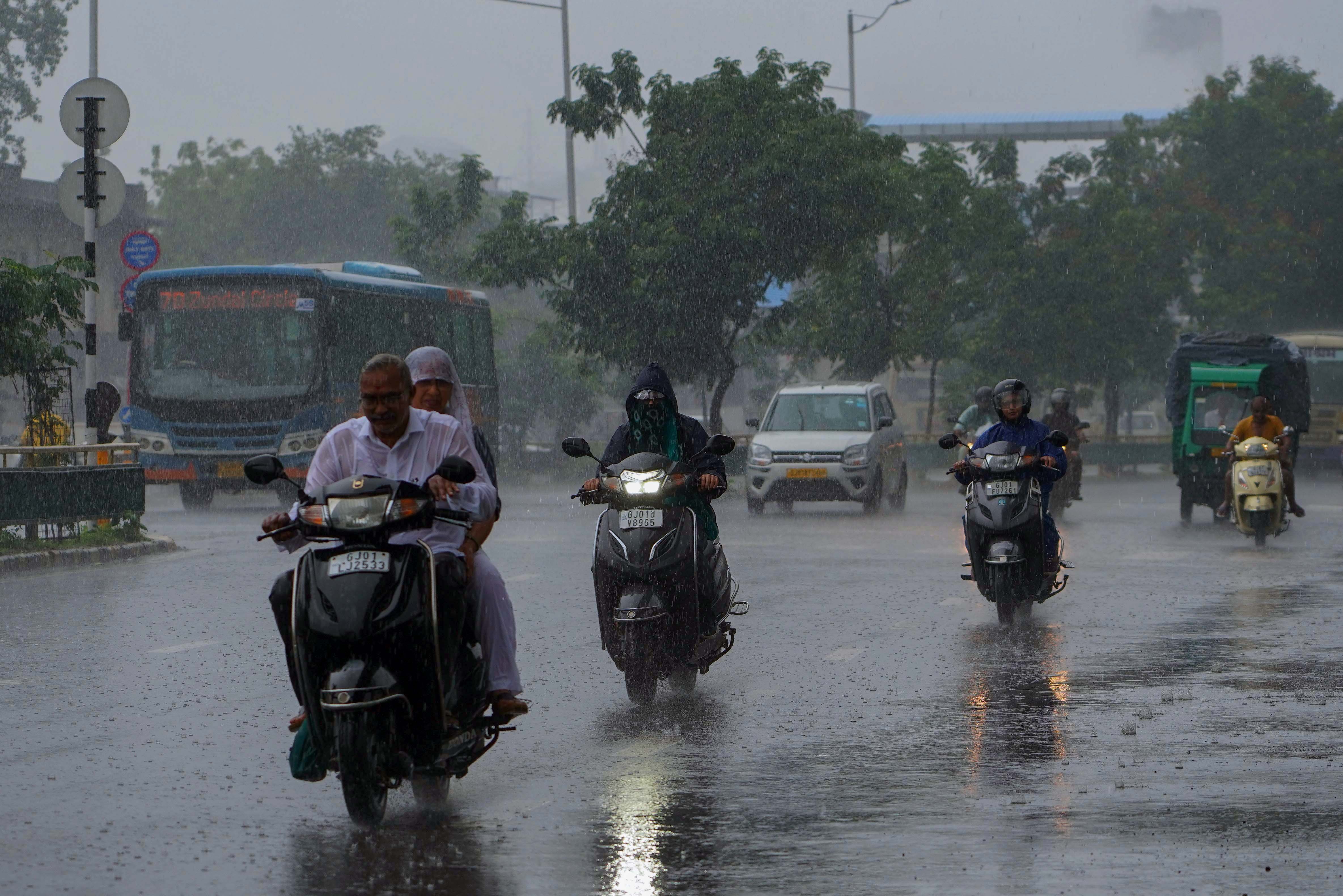Weather Update: IMD Issues Heavy Rainfall Alert For Rajasthan, Uttar Pradesh