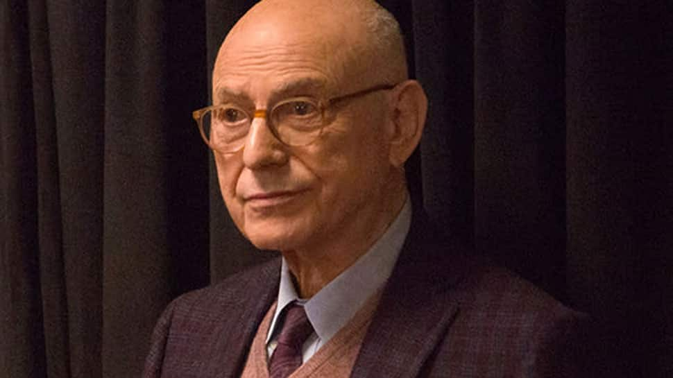 Oscar-Winning Actor Alan Arkin Dies At 89, Family Remembers &#039;Loving Father&#039;