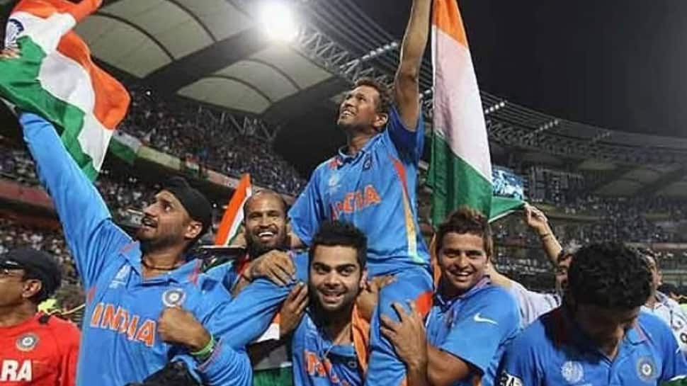 Virender Sehwag Reveals Why Virat Kohli Lifted Sachin Tendulkar Instead Of MS Dhoni After 2011 World Cup Win