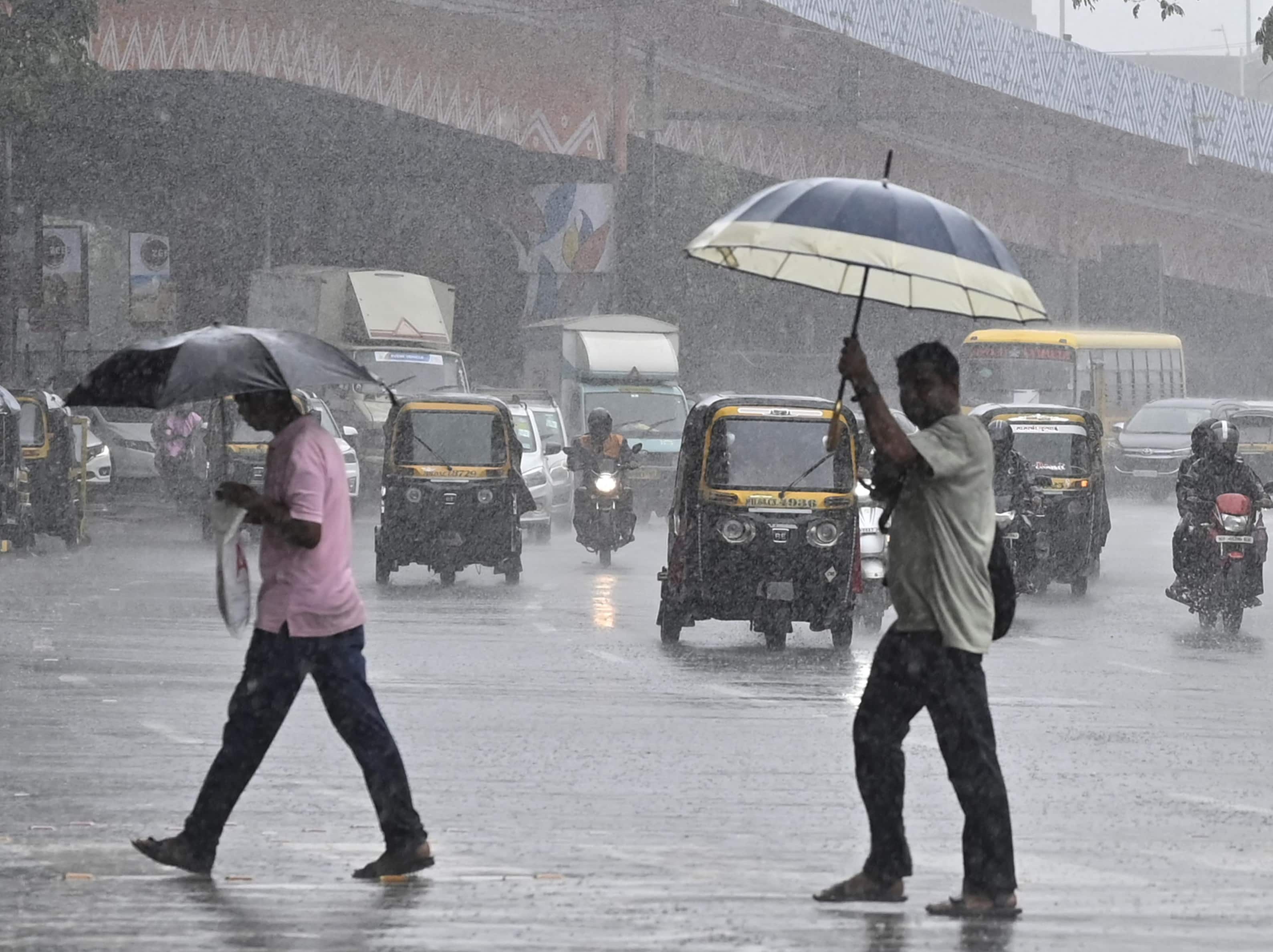 IMD Issues Orange Alert For Coastal Karnataka, Light Rains Likely In Bengaluru 