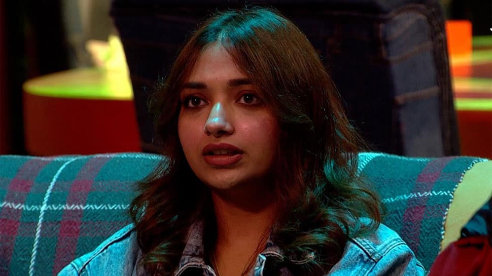 Bigg Boss OTT 2 Day 18 Written Updates: Jiya Shankar Aces Captaincy ...