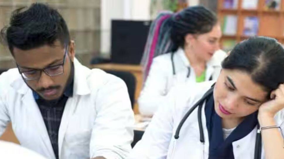 NEET UG 2023: HC Asks DU, GGSIPU To Respond To Plea Challenging State Quota In Medical Colleges - Vimarsana News